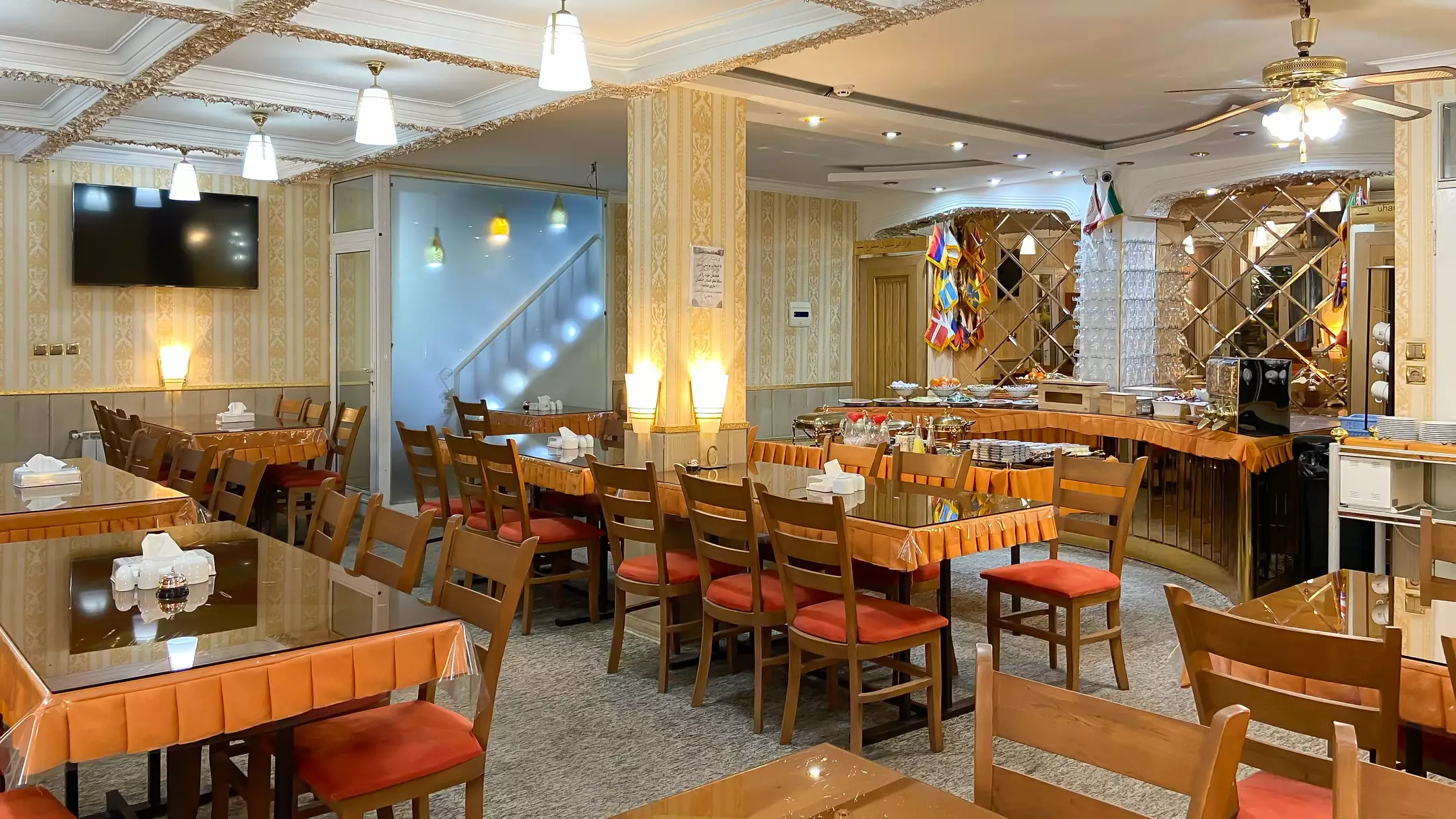 هتل هخامنشیان پارتاک اصفهان